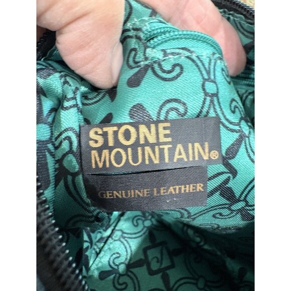 Stone Mountain Vintage Black Leather Crossbody Purse.  Smaller Size Made In USA - Picture 7 of 8